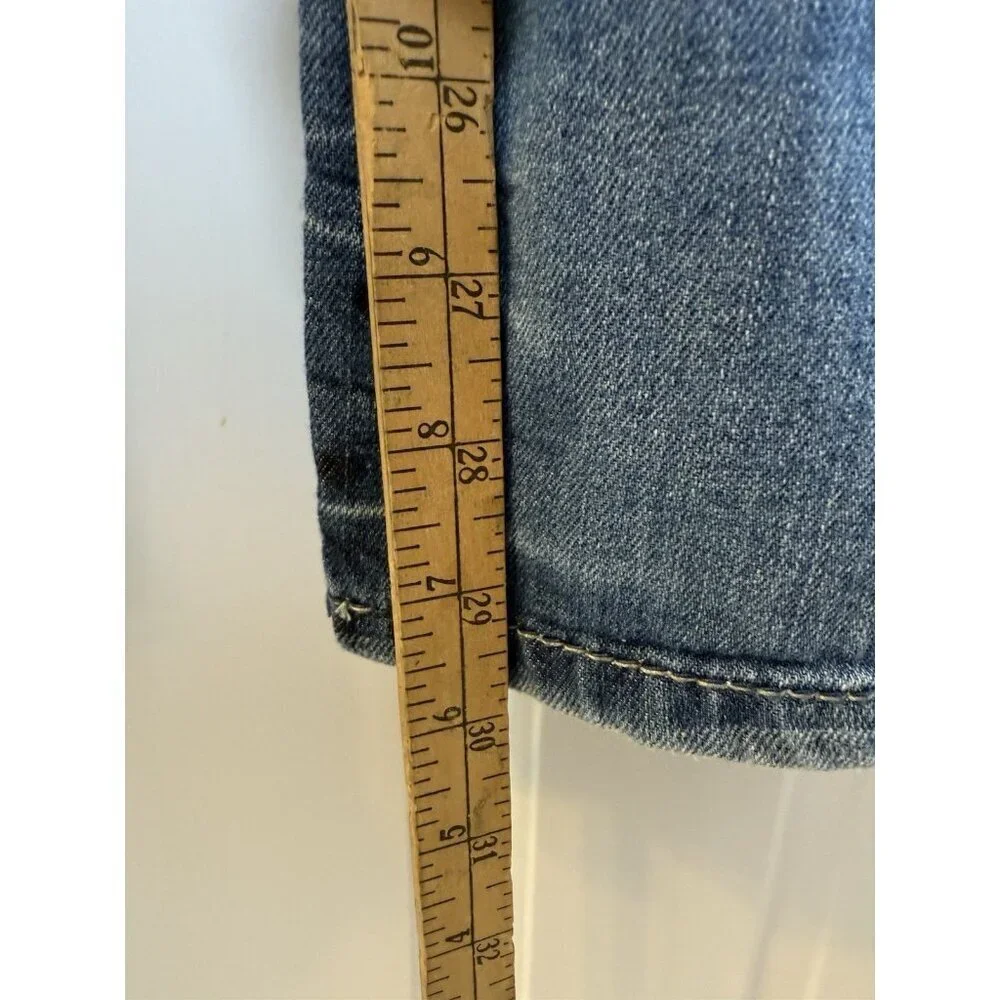 BKE Carter Men’s Distressed Light Blue Jeans Size 29S Straight Leg Denim